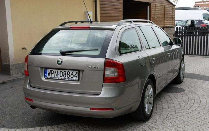 Skoda Octavia cena 23900 przebieg: 189000, rok produkcji 2010 z Mirosławiec małe 232